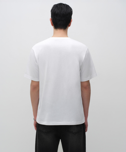 MUSINSA STANDARD（ムシンサスタンダード）の「レギュラークルネックTシャツ[ホワイト]（Tシャツ/カットソー・メンズ・その他・SMALL/MEDIUM/LARGE/X-LARGE/2XL/3XL）」の3枚目の写真