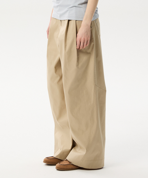 MIDNLOW(ミッドアンドロー)の「Curved Wide Pants(その他パンツ・レディース・その他・SMALL/MEDIUM)」の1枚目の写真