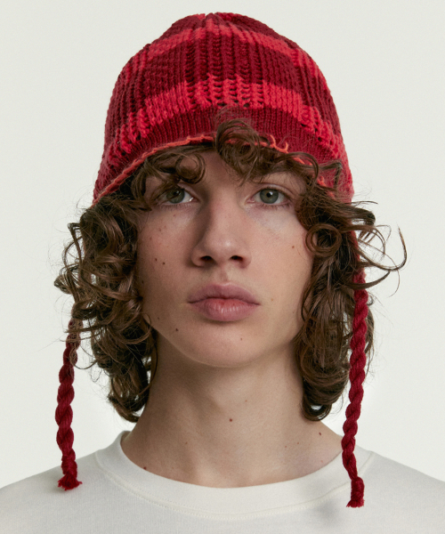Pillowize Earflap Beanie Red（ニットキャップ/ビーニー）｜TEKET