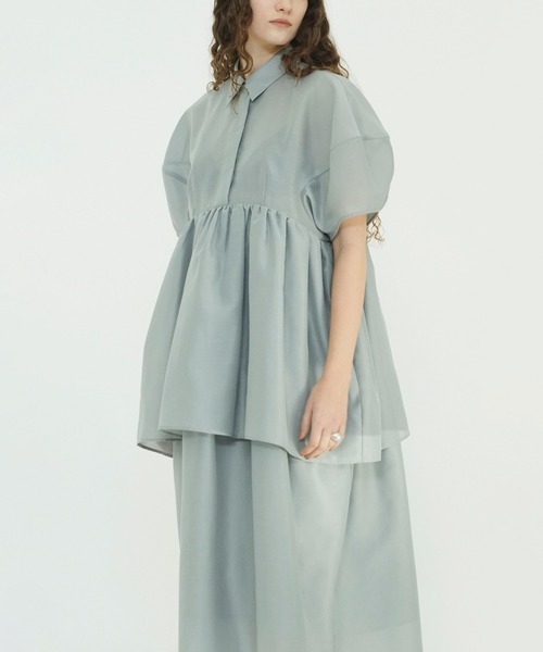 CLANE(クラネ)の「VOLUME TIERED ONEPIECE(ワンピース・レディース・ネイビー/ミント・1/0/2)」の3枚目の写真