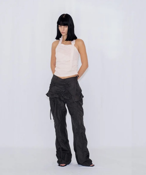 VIAVANDA(ヴィアヴァンダ)の「SHEER HALTERNECK TOP(タンクトップ・レディース・ピンク/ベージュ・FREE)」の6枚目の写真