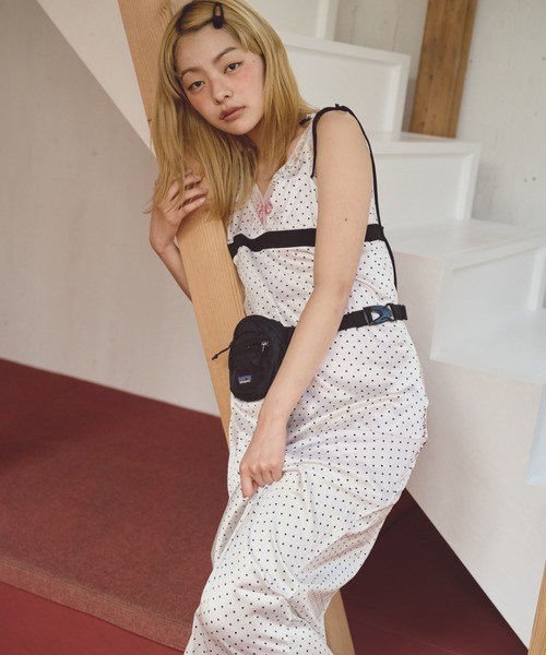 common gull products.(コモンガルプロダクツ)の「白い午後にサテンランジェリーワンピース(ワンピース・レディース・グレー系/ホワイト系/ブラウン系・SMALL/MEDIUM)」の5枚目の写真