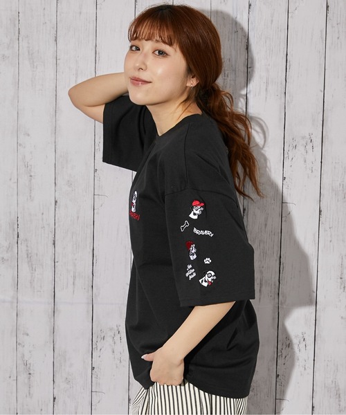 GORGE(ゴージ)の「《ドッグ刺繍×袖刺繍デザイン》Tシャツ/ストリート/春夏秋/全3色(Tシャツ/カットソー・レディース・ブラック/ホワイト/ネイビー・F)」の16枚目の写真