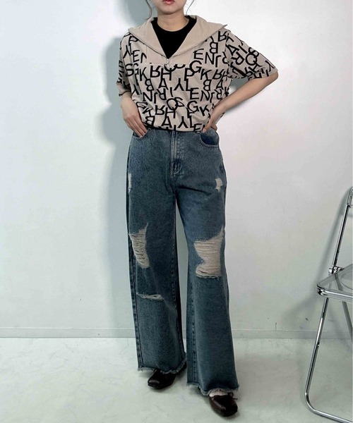 AS KNOW AS plus(アズノゥアズプラス)の「〇ダメージ加工 ルーズストレート デニムパンツ(デニムパンツ・レディース・ブラック系/ブルー系/サックスブルー系・FREE)」の15枚目の写真