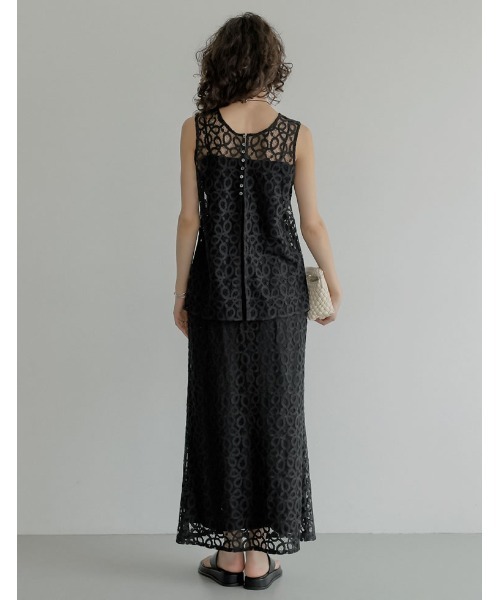 Re:EDIT（リエディ）の「[2026 SUMMER COLLECTION]前後2WAYコードラッセルレースノースリーブトップス（タンクトップ・レディース・ブラック/アイボリー・MEDIUM/LARGE）」の11枚目の写真