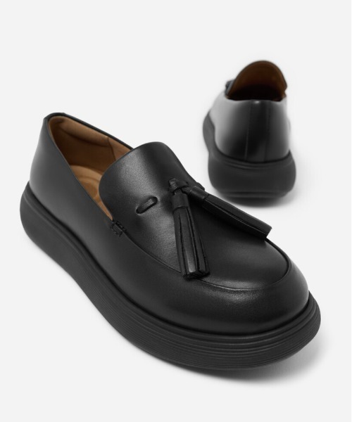 fitflop（フィットフロップ）の「iQ-COMFF タッセル レザー ローファー（ローファー・レディース・ブラック/ベージュ系・US5/US6.5/US6/US5.5/US8/US7.5/US7）」の11枚目の写真