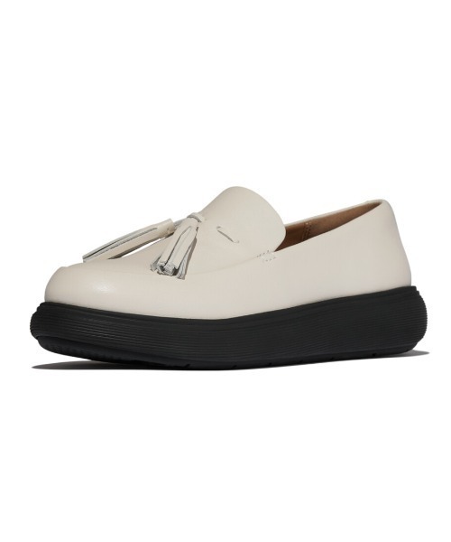 fitflop（フィットフロップ）の「iQ-COMFF タッセル レザー ローファー（ローファー・レディース・ブラック/ベージュ系・US5/US6.5/US6/US5.5/US8/US7.5/US7）」の4枚目の写真