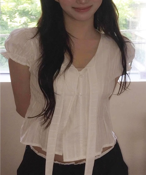 HALEY PESCA(ヘーリーペスカ)の「HALEY PESCA/パフスリーブフロントタイ クロップドブラウス(シャツ/ブラウス・レディース・ホワイト・SMALL/MEDIUM)」の5枚目の写真