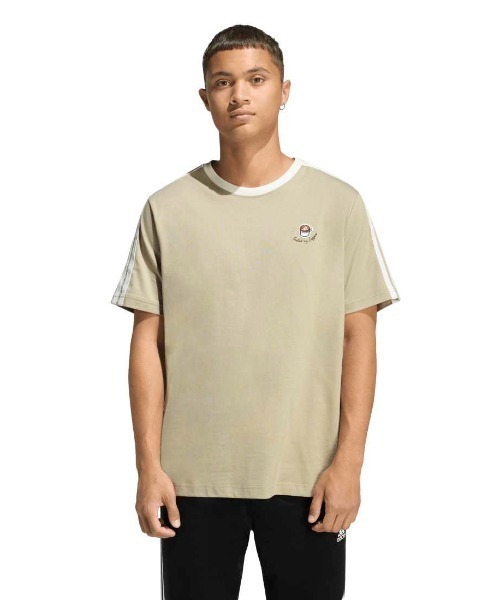 adidas(アディダス)の「アディダス adidas ラックス コーヒー カフェ カップ グラフィック 半袖Tシャツ(Tシャツ/カットソー・メンズ・オフホワイト/ブラウン/ブラウン系その他/ブラック・S/M/L/LL/3L)」の4枚目の写真