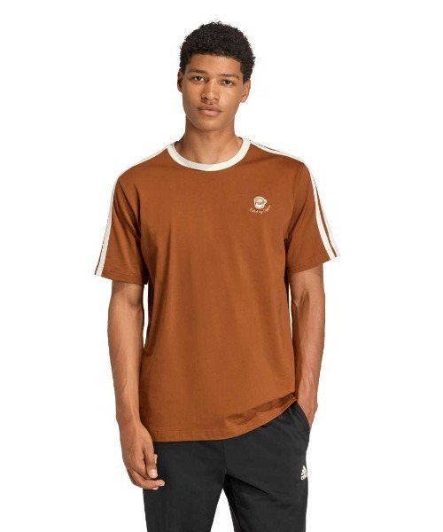 adidas(アディダス)の「アディダス adidas ラックス コーヒー カフェ カップ グラフィック 半袖Tシャツ(Tシャツ/カットソー・メンズ・オフホワイト/ブラウン/ブラウン系その他/ブラック・S/M/L/LL/3L)」の3枚目の写真