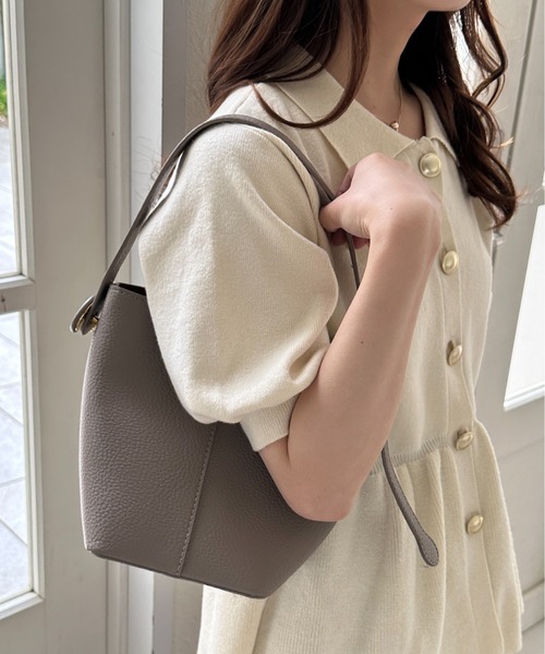 apres jour clair(アプレジュールクレア)の「【apres jour clair】マルチウェイバケツ型バッグ(ショルダーバッグ・レディース・ブラック/ダークブラウン/ベージュ・FREE)」の17枚目の写真