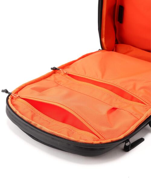 Aer（エアー）の「Aer（エアー）Travel Pack 4 28L X-Pac AER-29070（バックパック/リュック・メンズ・ブラック・F）」の2枚目の写真