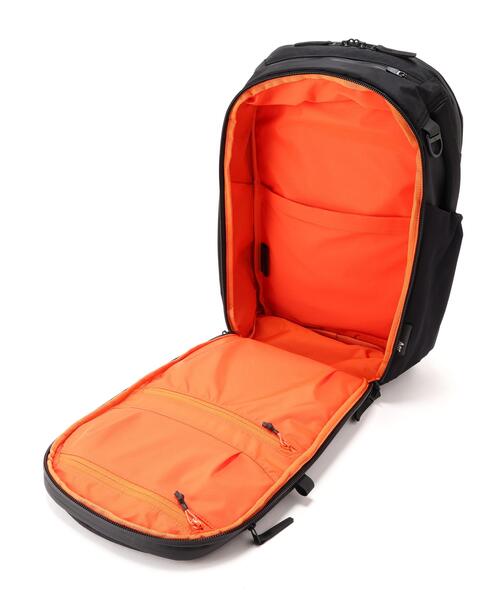 Aer（エアー）の「Aer（エアー）Travel Pack 4 28L X-Pac AER-29070（バックパック/リュック・メンズ・ブラック・F）」の3枚目の写真