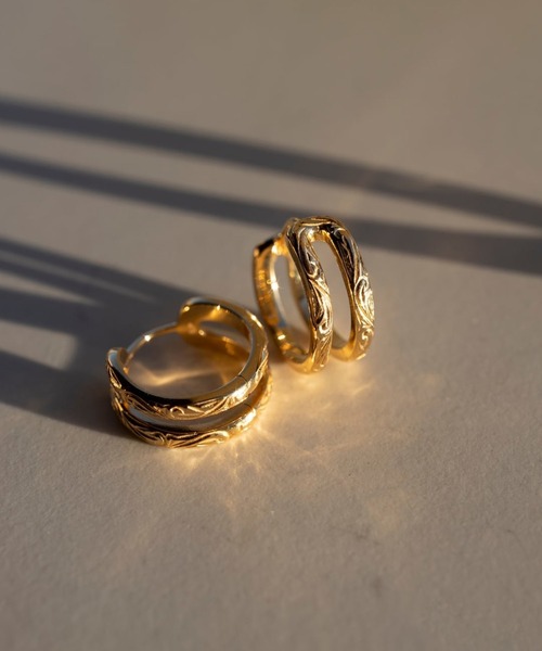 IRIEBEACH(アイリービーチ)の「parallel hoop pierce/【ハワイアンジュエリー】【サージカルステンレス】【金属アレルギー対応】【IRIEBEACH / アイリービーチ】つけっぱなしOK(ピアス(片耳用)・レディース・シルバー/ピンク/ゴールド・FREE)」の3枚目の写真