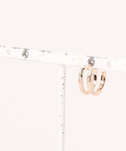 IRIEBEACH(アイリービーチ)の「parallel hoop pierce/【ハワイアンジュエリー】【サージカルステンレス】【金属アレルギー対応】【IRIEBEACH / アイリービーチ】つけっぱなしOK(ピアス(片耳用)・レディース・シルバー/ピンク/ゴールド・FREE)」の13枚目の写真