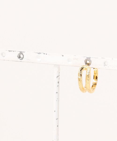 IRIEBEACH(アイリービーチ)の「parallel hoop pierce/【ハワイアンジュエリー】【サージカルステンレス】【金属アレルギー対応】【IRIEBEACH / アイリービーチ】つけっぱなしOK(ピアス(片耳用)・レディース・シルバー/ピンク/ゴールド・FREE)」の15枚目の写真