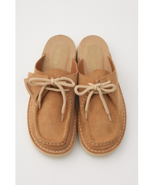 MOUSSY(マウジー)の「CLARKS NOMAD MULE(スニーカー・レディース・ネイビー/ベージュ・23.5cm/24cm/24.5cm)」の3枚目の写真
