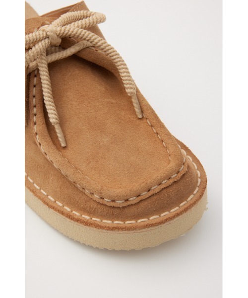 MOUSSY(マウジー)の「CLARKS NOMAD MULE(スニーカー・レディース・ネイビー/ベージュ・23.5cm/24cm/24.5cm)」の8枚目の写真