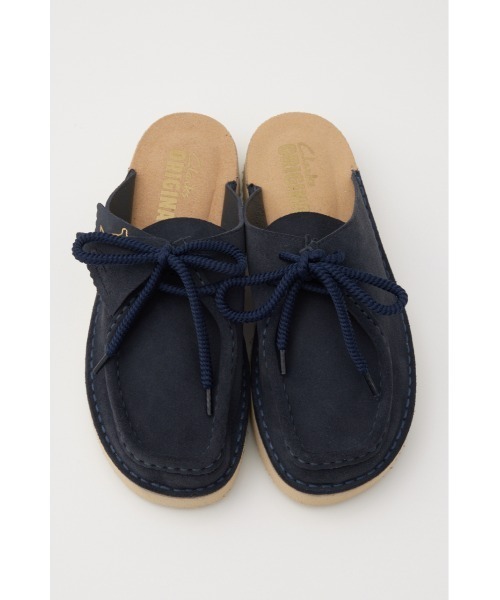 MOUSSY(マウジー)の「CLARKS NOMAD MULE(スニーカー・レディース・ネイビー/ベージュ・23.5cm/24cm/24.5cm)」の13枚目の写真