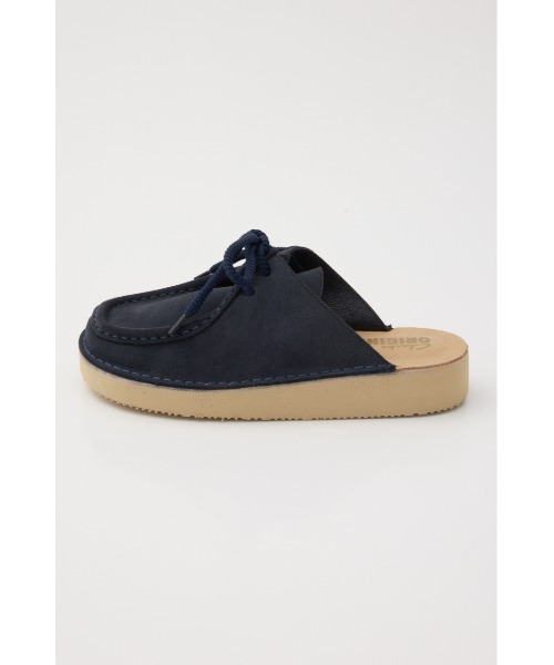 MOUSSY(マウジー)の「CLARKS NOMAD MULE(スニーカー・レディース・ネイビー/ベージュ・23.5cm/24cm/24.5cm)」の14枚目の写真