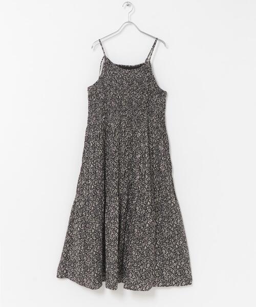 ITEMS URBANRESEARCH(アイテムズ アーバンリサーチ)の「プリーツプリントキャミワンピース(ワンピース・レディース・ネイビー/ブラック・FREE)」の3枚目の写真