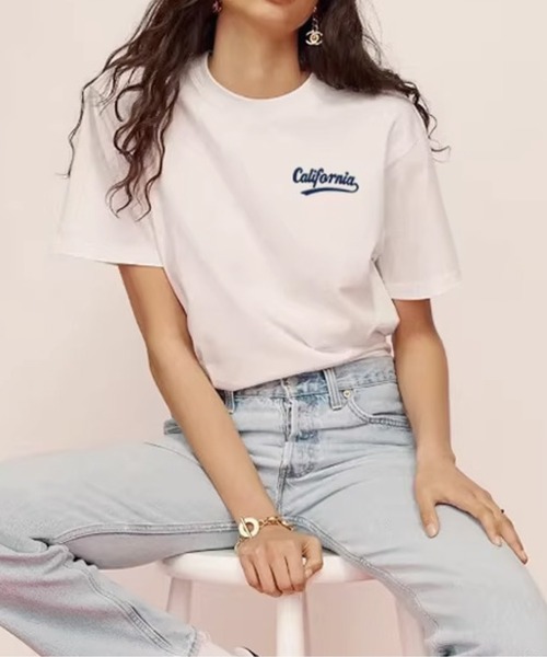 AMELY(エミリー)の「WロゴTシャツ(Tシャツ/カットソー・レディース・グレー/ホワイト・フリー)」の2枚目の写真