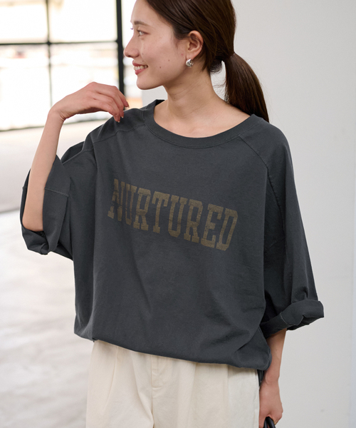 FRAMeWORK（フレームワーク）の「≪WEB限定 / 追加≫ハーフスリーブロゴTEE 3（Tシャツ/カットソー・レディース・チャコールグレー/ブラウン/ホワイト・FREE）」の22枚目の写真