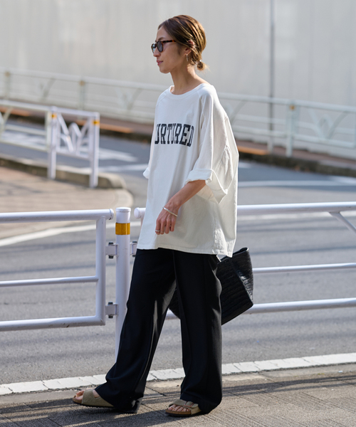 FRAMeWORK（フレームワーク）の「≪WEB限定 / 追加≫ハーフスリーブロゴTEE 3（Tシャツ/カットソー・レディース・チャコールグレー/ブラウン/ホワイト・FREE）」の20枚目の写真