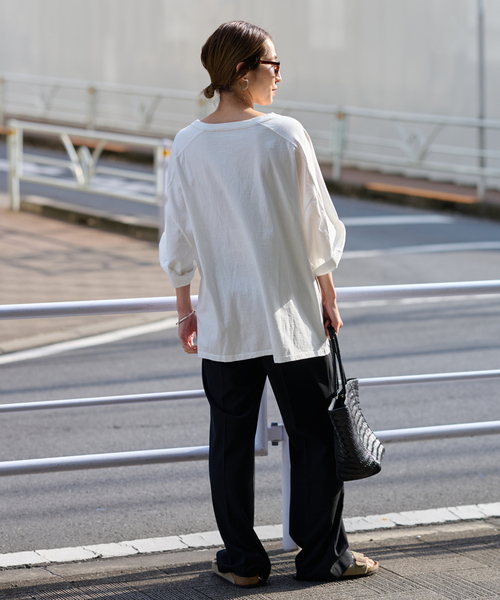 FRAMeWORK（フレームワーク）の「≪WEB限定 / 追加≫ハーフスリーブロゴTEE 3（Tシャツ/カットソー・レディース・チャコールグレー/ブラウン/ホワイト・FREE）」の10枚目の写真