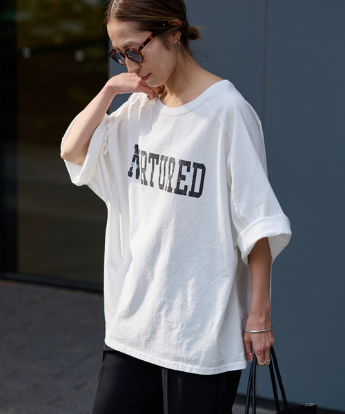 FRAMeWORK（フレームワーク）の「≪WEB限定 / 追加≫ハーフスリーブロゴTEE 3（Tシャツ/カットソー・レディース・チャコールグレー/ブラウン/ホワイト・FREE）」の4枚目の写真