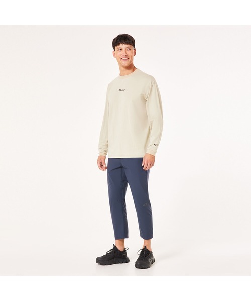 OAKLEY(オークリー)の「オークリー EN MULTI TYPE-01 CROPPED PANTS/クロップドパンツ/スポーツ・トレーニング/OAKLEY(その他パンツ・メンズ・ネイビー・L/M/S/XL)」の1枚目の写真