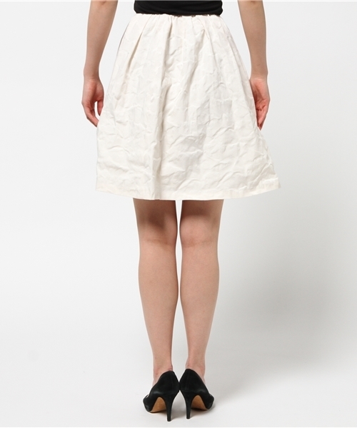 LIMITLESS LUXURY（リミットレスラグジュアリー）の「JQメモリータックスカート◆（スカート・レディース・ブラック/カーキ/ホワイト・34/36）」の6枚目の写真