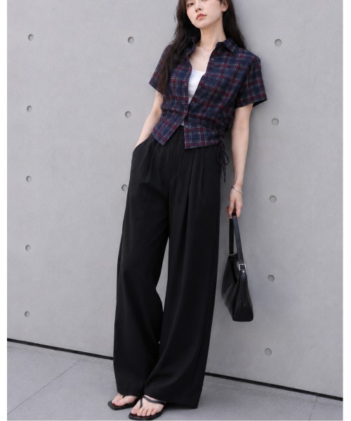 FAZVY(ファズビー)の「チェック柄半袖シャツ(シャツ/ブラウス・レディース・ホワイト/ネイビー・M/S)」の9枚目の写真