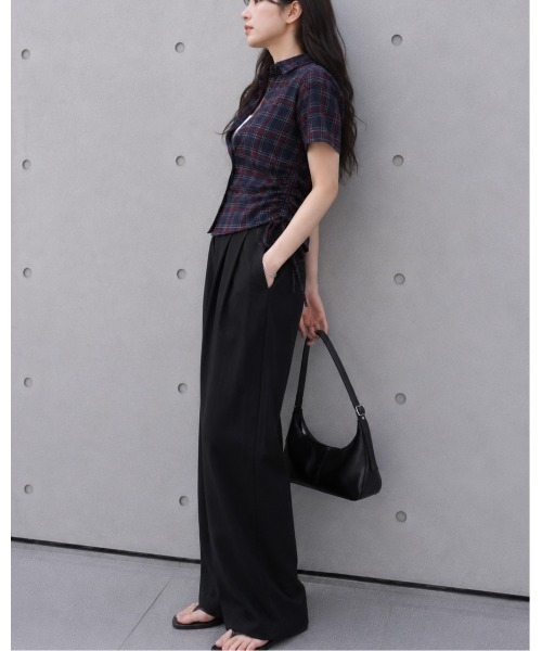 FAZVY(ファズビー)の「チェック柄半袖シャツ(シャツ/ブラウス・レディース・ホワイト/ネイビー・M/S)」の12枚目の写真