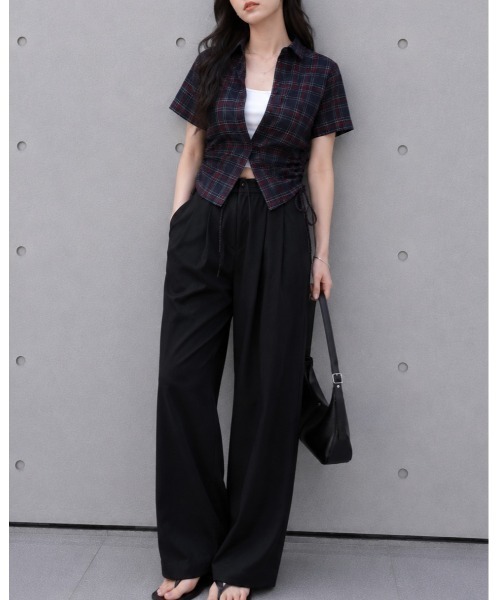 FAZVY(ファズビー)の「チェック柄半袖シャツ(シャツ/ブラウス・レディース・ホワイト/ネイビー・M/S)」の11枚目の写真