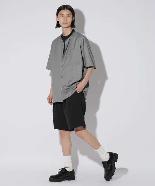 LAKOLE（ラコレ）の「＜イージーケア＞バンドカラークレリック半袖シャツ / 910903（シャツ/ブラウス・メンズ・グレー/ホワイト/サックスブルー・MEDIUM/LARGE）」の10枚目の写真