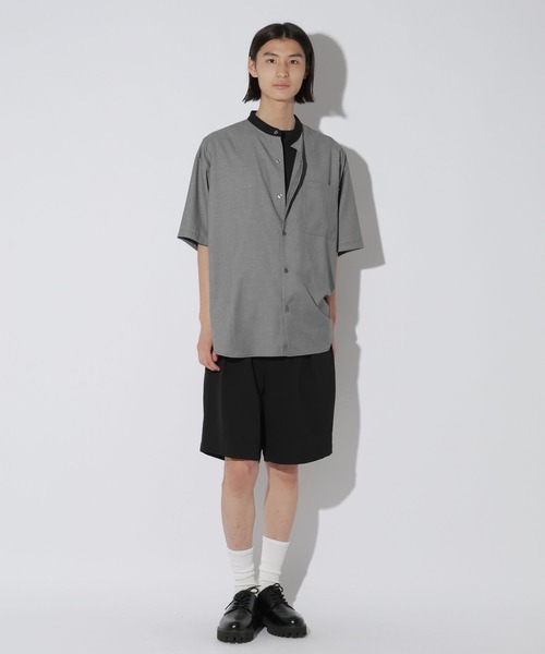 LAKOLE（ラコレ）の「＜イージーケア＞バンドカラークレリック半袖シャツ / 910903（シャツ/ブラウス・メンズ・グレー/ホワイト/サックスブルー・MEDIUM/LARGE）」の11枚目の写真