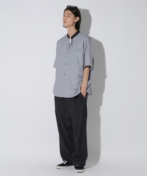 LAKOLE（ラコレ）の「＜イージーケア＞バンドカラークレリック半袖シャツ / 910903（シャツ/ブラウス・メンズ・グレー/ホワイト/サックスブルー・MEDIUM/LARGE）」の14枚目の写真