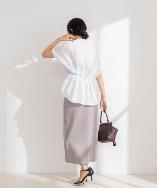 NOLLEY’S Sophi(ノーリーズソフィ)の「ウォッシャブルウエストタックスキッパー(シャツ/ブラウス・レディース・サックスブルー/ダークブラウン/オフホワイト/ブルー系その他6・38)」の11枚目の写真