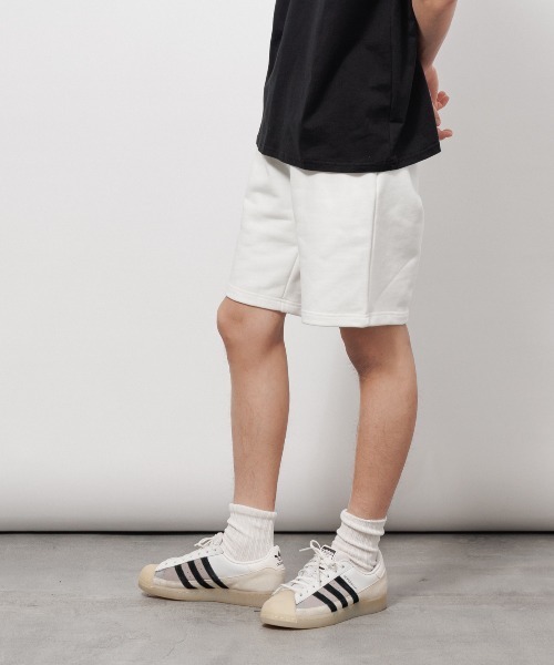 Knuu（ヌウ）の「Heavy Sweat Shorts（スウェットパンツ・メンズ・ヘザーグレー/ダークネイビー/ブラウン/ブラック/ホワイト・SMALL/MEDIUM/LARGE/X-LARGE）」の6枚目の写真