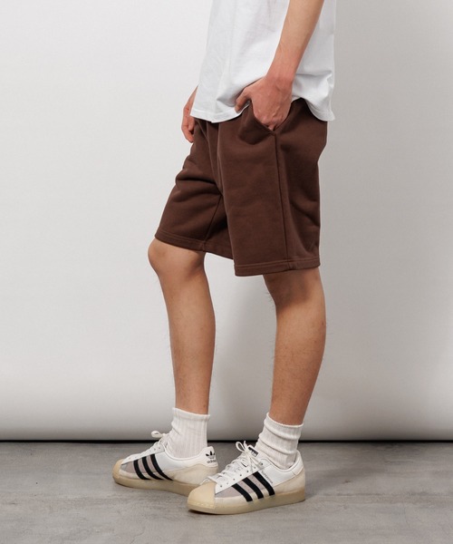 Knuu（ヌウ）の「Heavy Sweat Shorts（スウェットパンツ・メンズ・ヘザーグレー/ダークネイビー/ブラウン/ブラック/ホワイト・SMALL/MEDIUM/LARGE/X-LARGE）」の10枚目の写真