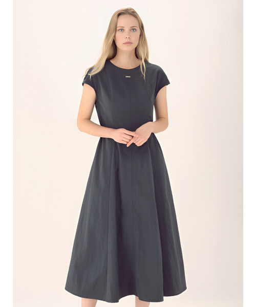 ACUD(アクド)の「Cap Sleeve Strap Dress _Charcoal(ワンピース・レディース・チャコールグレー・FREE)」の1枚目の写真