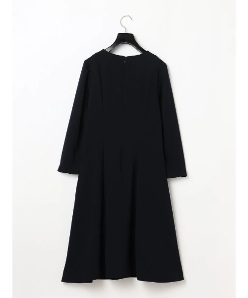 Perfect Suit FActory(パーフェクトスーツファクトリー)の「バックサテンジョーゼット ワンピース(ワンピース・レディース・ネイビー・M/L/SS)」の5枚目の写真