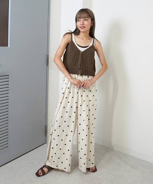 gossara(ゴサラ)の「【いつものコーデをアップデート】前開きニットビスチェ(キャミソール・レディース・グレー/ブラウン/アイボリー・FREE)」の6枚目の写真