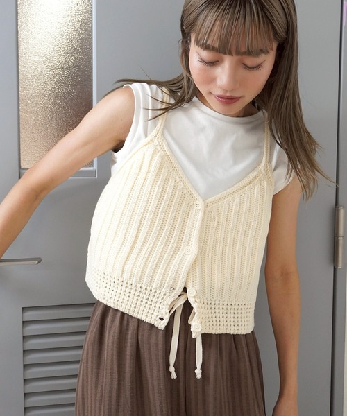 gossara(ゴサラ)の「【いつものコーデをアップデート】前開きニットビスチェ(キャミソール・レディース・グレー/ブラウン/アイボリー・FREE)」の8枚目の写真
