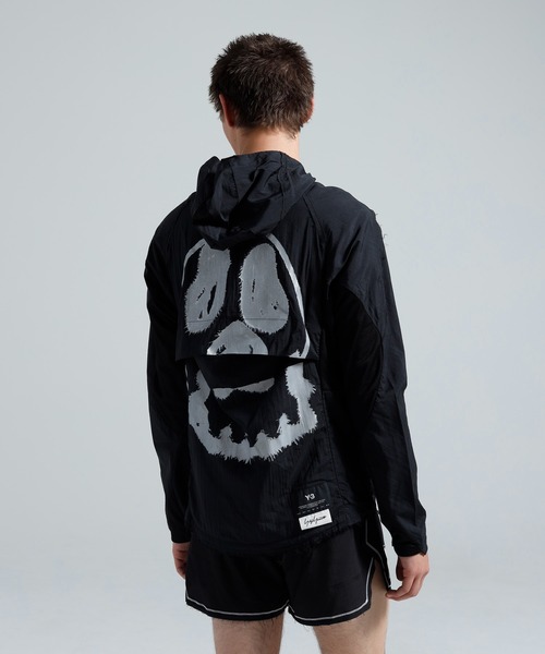 Y-3(ワイスリー)の「Y-3 CHITO GRAPHIC RUNNING JACKET(ブルゾン・メンズ・ブラック・LARGE/X-LARGE/XX-LARGE/X-SMALL/SMALL/MEDIUM)」の8枚目の写真