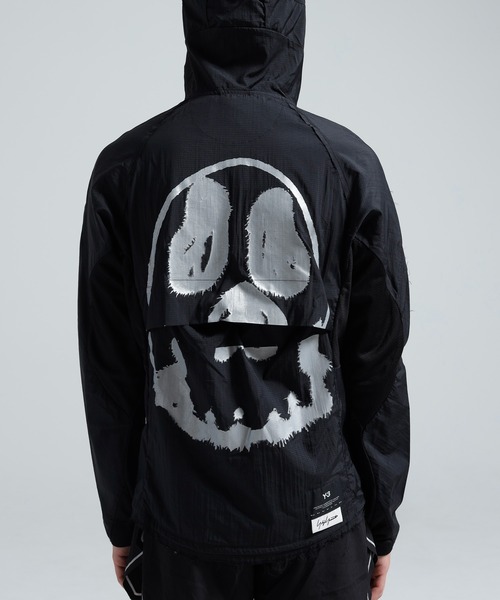 Y-3(ワイスリー)の「Y-3 CHITO GRAPHIC RUNNING JACKET(ブルゾン・メンズ・ブラック・LARGE/X-LARGE/XX-LARGE/X-SMALL/SMALL/MEDIUM)」の9枚目の写真