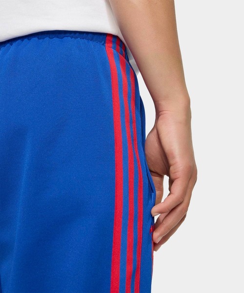 adidas(アディダス)の「マンチェスター・ユナイテッド オリジナルス トラックパンツ / アディダス adidas(その他パンツ・メンズ・ブルー・XX-LARGE/XXX-LARGE/LARGE/MEDIUM/SMALL/X-LARGE)」の5枚目の写真