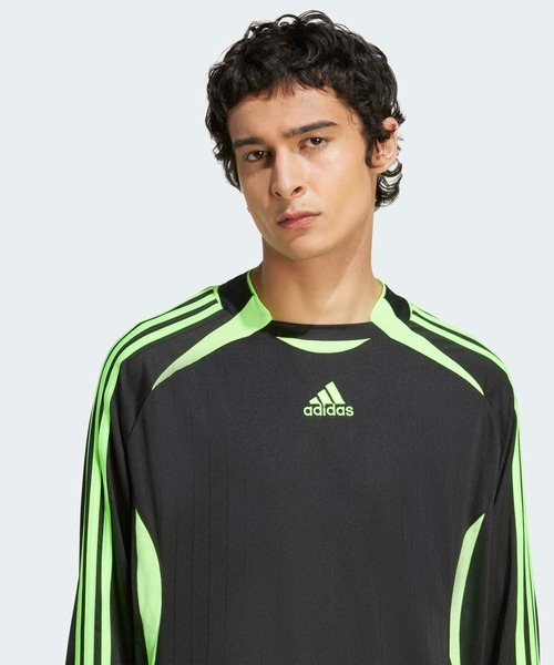 adidas(アディダス)の「チームガイスト アディカラー 長袖Tシャツ / ロンT / アディダスオリジナルス adidas Originals(Tシャツ/カットソー・メンズ・ブラック・XX-SMALL/XX-LARGE/3XL/LARGE/X-SMALL/X-LARGE/SMALL/MEDIUM)」の3枚目の写真