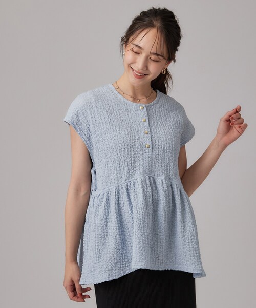 SHOO・LA・RUE(シューラルー)の「【S-LL/洗濯機可】サイドリボン付き ポコポコペプラムトップス(Tシャツ/カットソー・レディース・ダークグレー/サックスブルー/アイボリー系・04/03/02/01)」の22枚目の写真